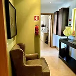 Tom's House - T2 Sea View דירה קווארטיירה