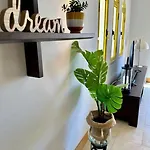 Tom's House - T2 Sea View דירה קווארטיירה