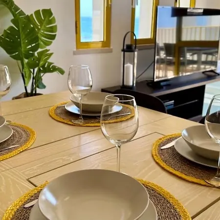 Tom's House - T2 Sea View